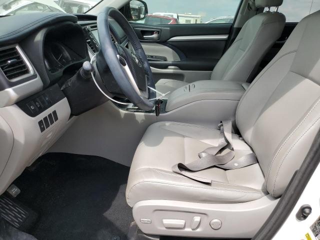 Photo 7 from auction – 2017 TOYOTA HIGHLANDER SE with VIN 5TDJZRFHXHS512773
