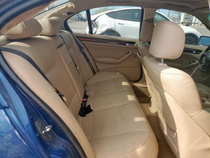 Photo 10 from auction – 2003 BMW 325 I with VIN WBAEV33413KL85761