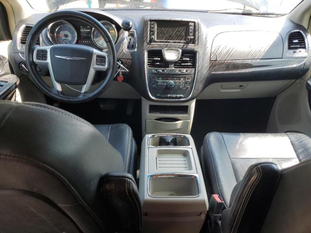 Photo 8 from auction – 2016 CHRYSLER TOWN & COU with VIN 2C4RC1BG8GR291328