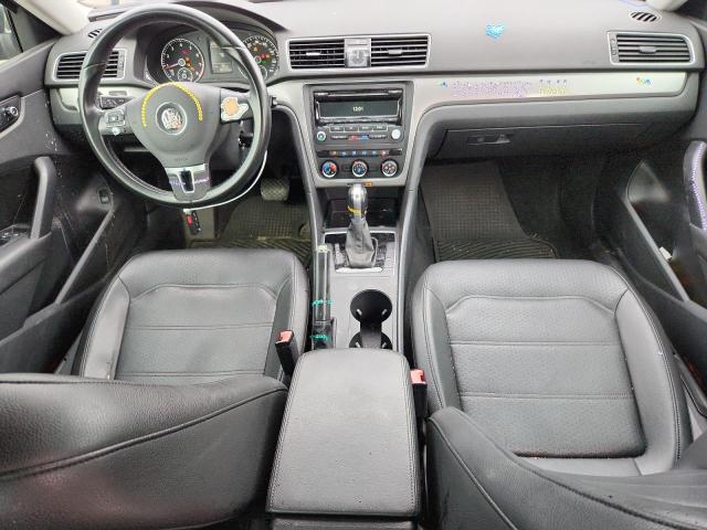 Photo 8 from auction – 2015 VOLKSWAGEN PASSAT S with VIN 1VWAT7A33FC062977