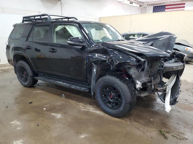 Photo 4 from auction – 2019 TOYOTA 4RUNNER SR with VIN JTEBU5JR8K5696731