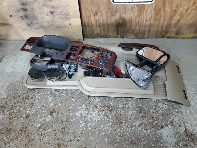 Photo 12 from auction – 2005 FORD F350 SRW S with VIN 1FTWX31P55EA54570