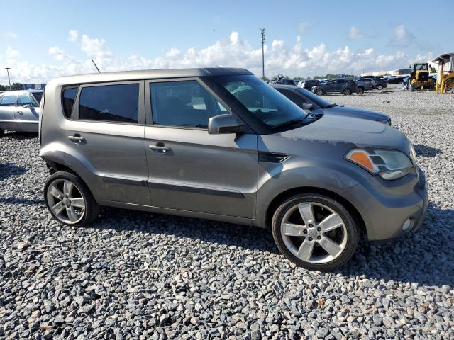 KIA SOUL 2011 with VIN KNDJT2A2XB7233112 - Photo from auction
