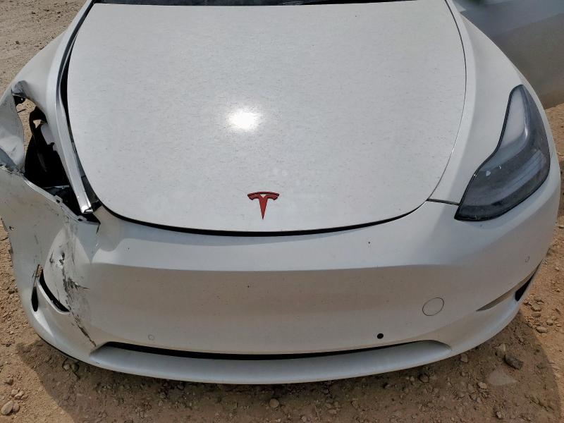 Photo 12 from auction – 2022 TESLA MODEL Y with VIN 7SAYGDEF2NF563162