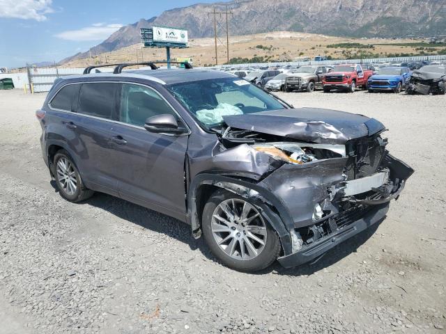 Photo 4 from auction – 2015 TOYOTA HIGHLANDER XLE with VIN 5TDJKRFH3FS188759