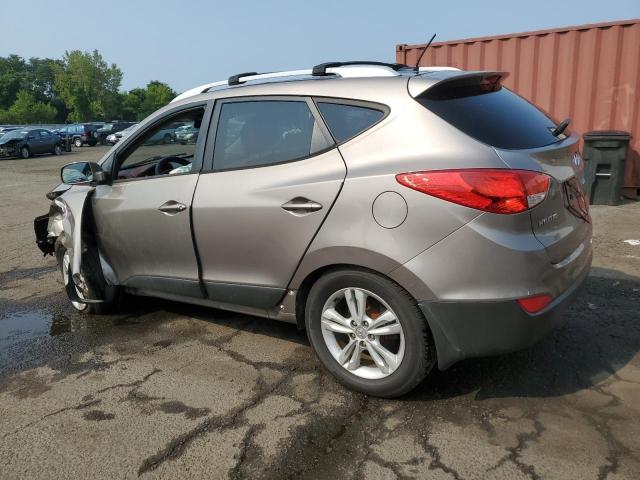 Photo 2 from auction – 2012 HYUNDAI TUCSON GLS with VIN KM8JUCAC0CU493335