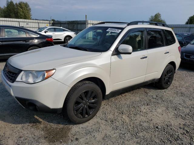 SUBARU FORESTER 2.5X PREMIUM 2013 with VIN JF2SHADC5DH446701 - Photo from auction