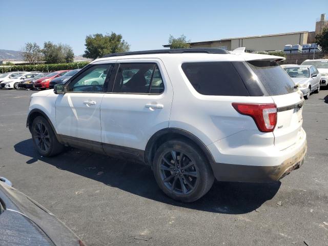 Zdjęcie 2 z aukcji – 2017 FORD EXPLORER X z VIN 1FM5K8D86HGB92330