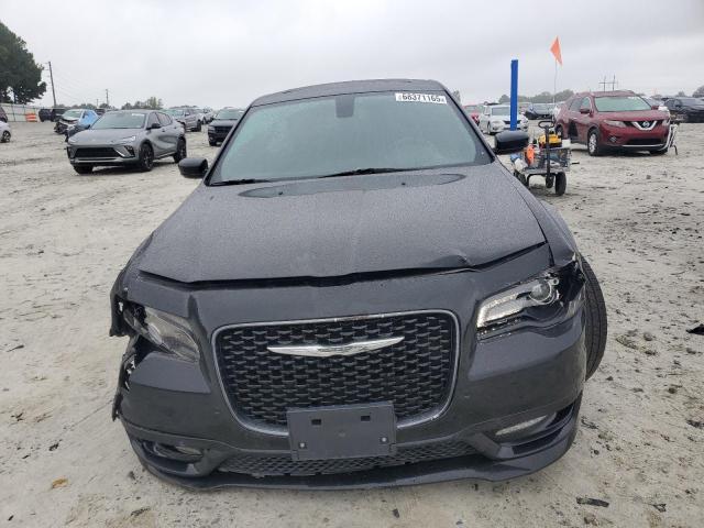 Photo 5 from auction – 2019 CHRYSLER 300 S with VIN 2C3CCABT5KH639186