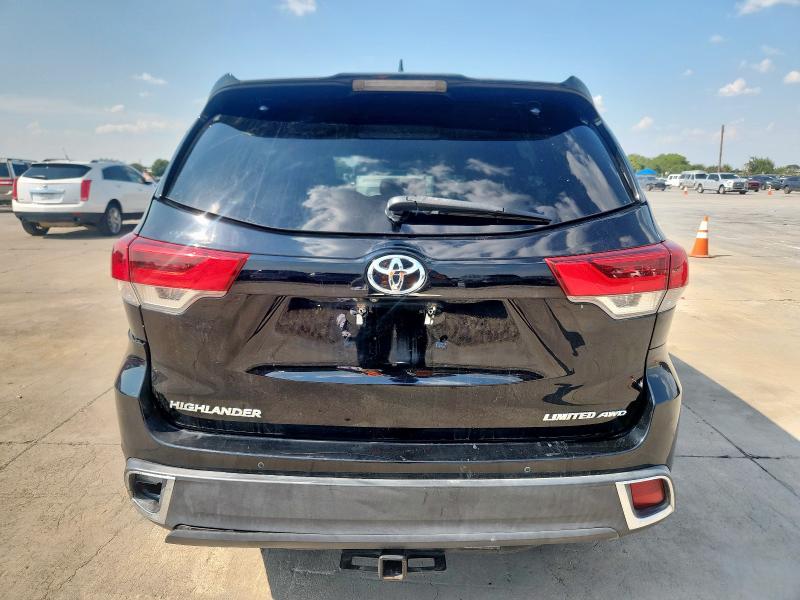 Photo 6 from auction – 2018 TOYOTA HIGHLANDER with VIN 5TDDZRFH1JS864210
