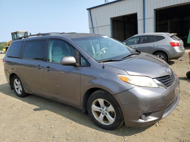 Photo 4 from auction – 2011 TOYOTA SIENNA LE with VIN 5TDKK3DC9BS013404