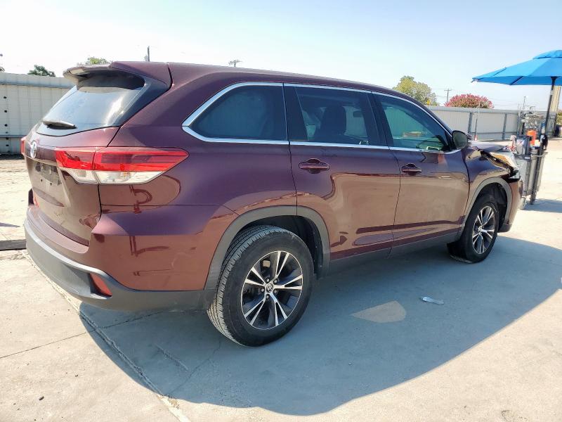 Photo 3 from auction – 2019 TOYOTA HIGHLANDER LE with VIN 5TDZZRFH1KS367374