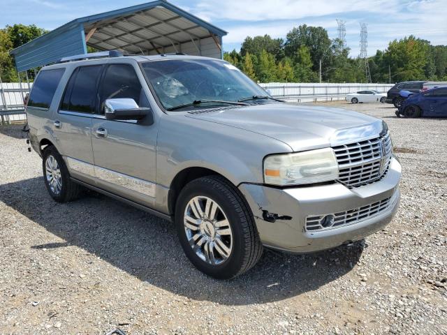 Photo 4 from auction – 2008 LINCOLN NAVIGATOR with VIN 5LMFU28508LJ13962