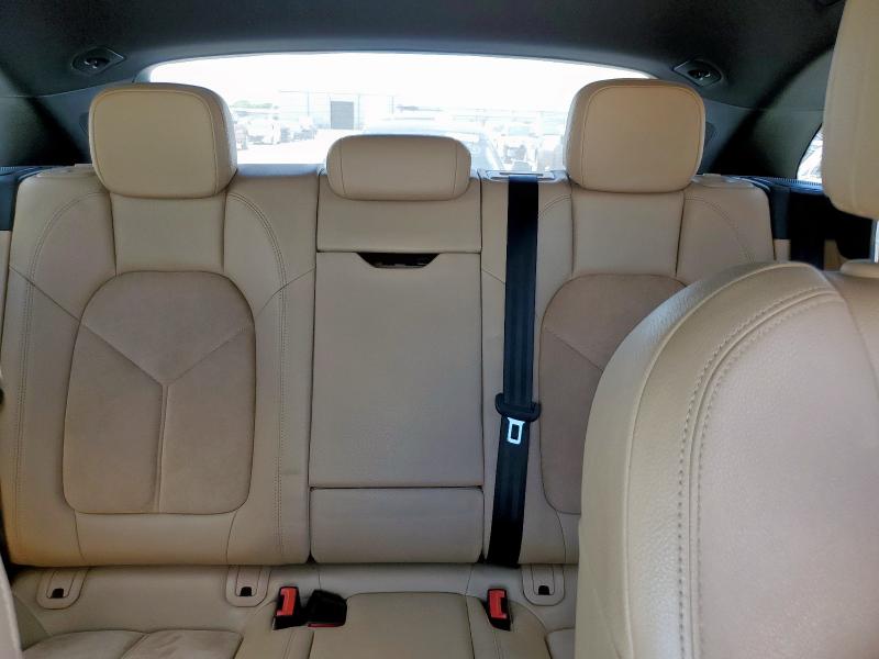 Photo 10 from auction – 2017 PORSCHE MACAN with VIN WP1AA2A53HLB82647