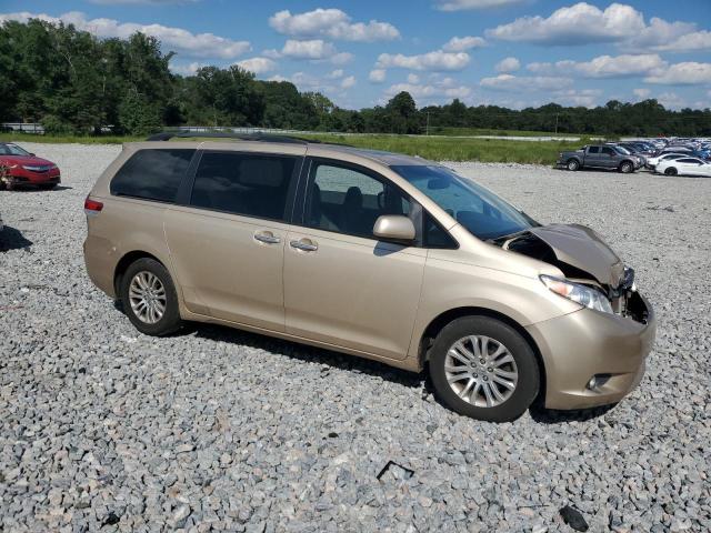 Photo 4 from auction – 2012 TOYOTA SIENNA XLE with VIN 5TDYK3DC3CS226179