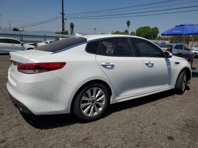 Photo 3 from auction – 2018 KIA OPTIMA LX with VIN 5XXGT4L34JG265393