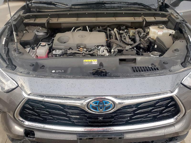 Photo 12 from auction – 2021 TOYOTA HIGHLANDER with VIN 5TDFARAHXMS012322