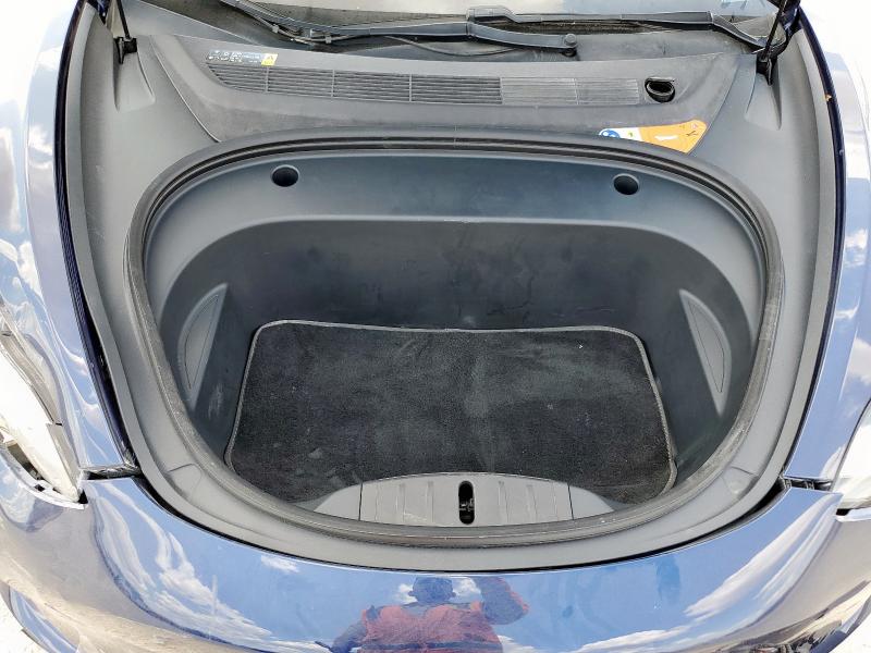 Photo 11 from auction – 2017 TESLA MODEL 3 with VIN 5YJ3E1EA2HF003016
