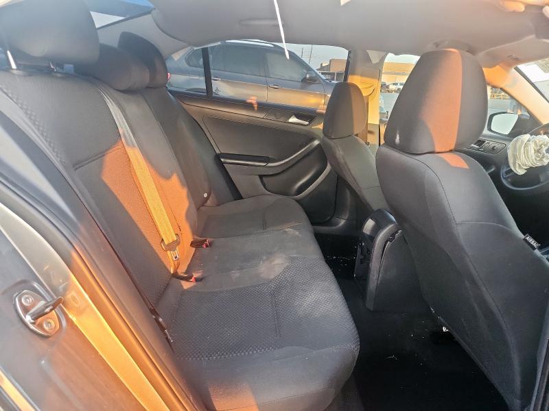 Photo 10 from auction – 2014 VOLKSWAGEN JETTA BASE with VIN 3VW2K7AJ1EM251128