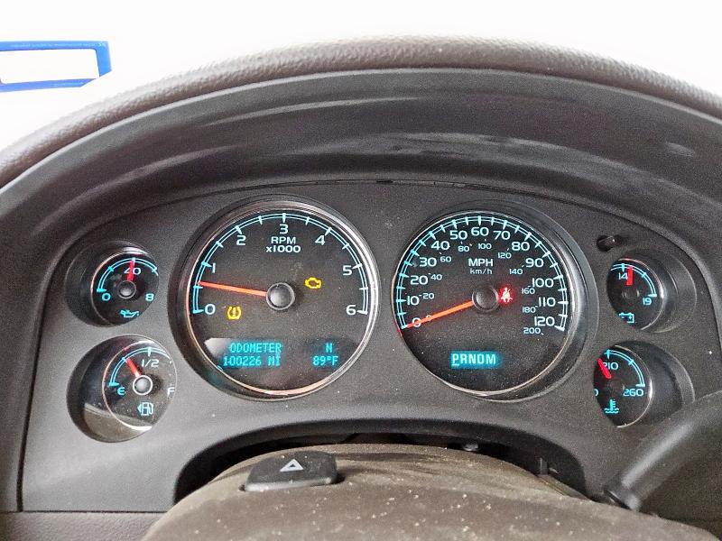 Photo 9 from auction – 2010 GMC YUKON DENA with VIN 1GKUCEEF9AR227319