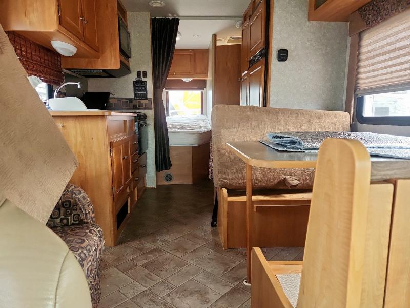 Photo 10 from auction – 2010 IMPU MOTORHOME with VIN 1FDWE3FSXADA14421