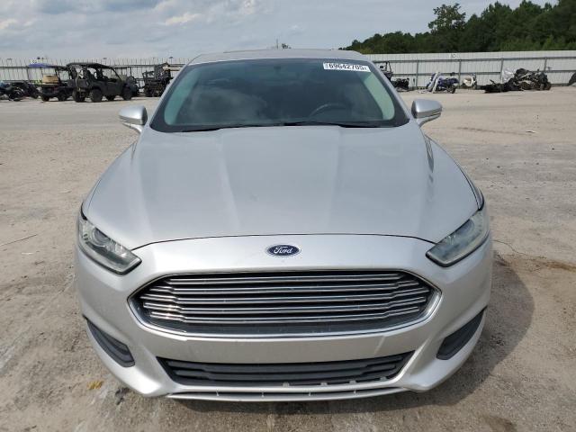 Photo 5 from auction – 2016 FORD FUSION SE with VIN 3FA6P0H75GR359321