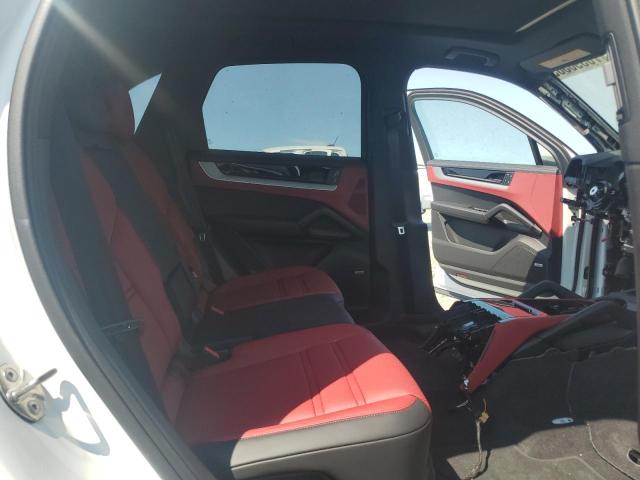 Photo 11 from auction – 2024 PORSCHE CAYENNE with VIN WP1AA2AY6RDA12143