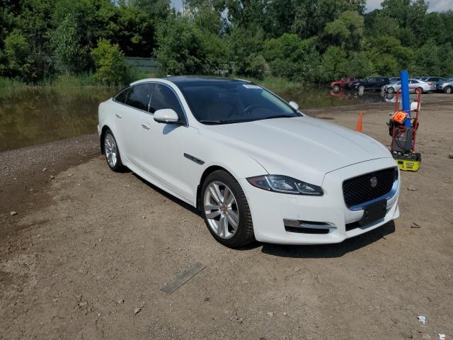 Photo 4 from auction – 2017 JAGUAR XJ with VIN SAJWJ1CD8H8W06172