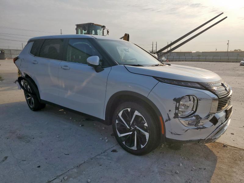 Photo 4 from auction – 2024 MITSUBISHI OUTLANDER with VIN JA4J3VA82RZ033596