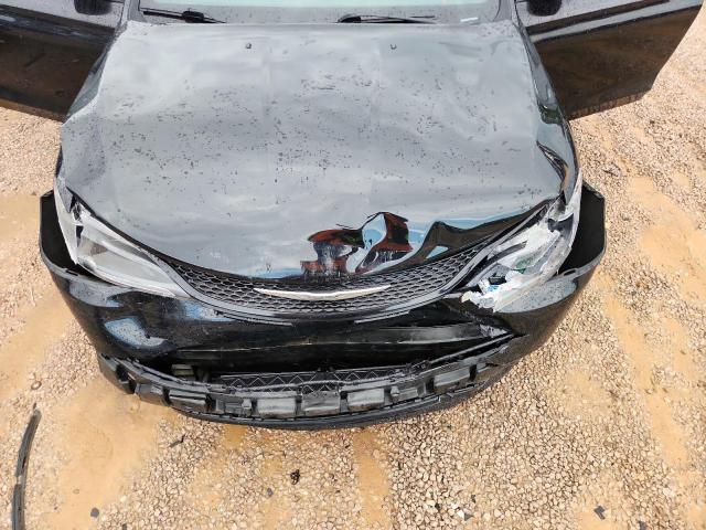 Photo 11 from auction – 2017 CHRYSLER 200 LX with VIN 1C3CCCFB1HN508723