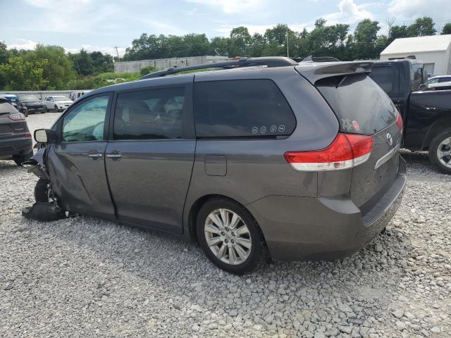 Photo 2 from auction – 2013 TOYOTA SIENNA XLE with VIN 5TDDK3DC5DS055709