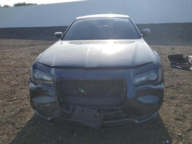 Фото 5 с аукциона – 2015 CHRYSLER 300 S с VIN 2C3CCABG9FH922537