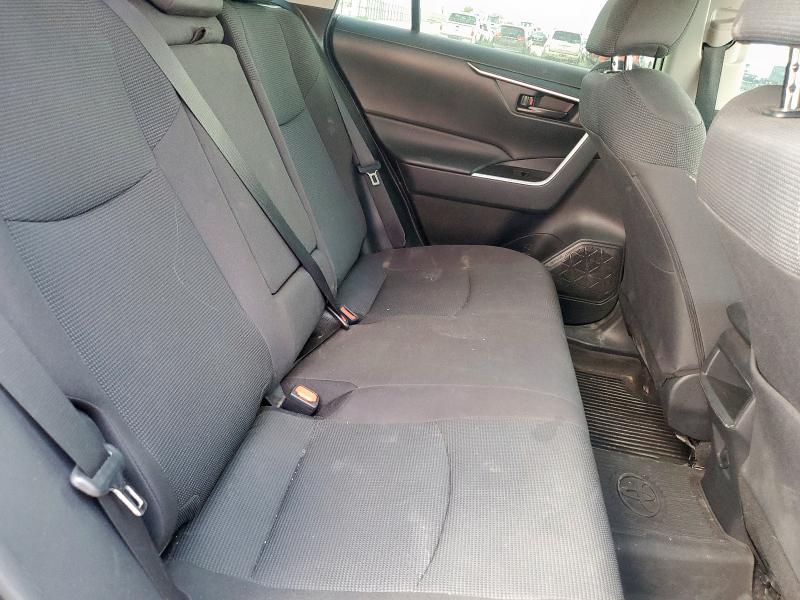 Photo 11 from auction – 2021 TOYOTA RAV4 LE with VIN 2T3H1RFV5MC145190