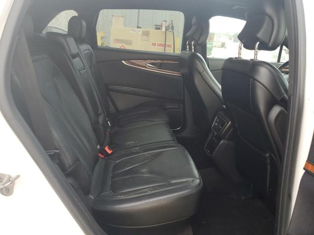 Photo 11 from auction – 2016 LINCOLN MKX RESERV with VIN 2LMTJ8LR9GBL35169