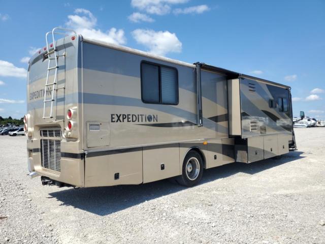 Photo 4 from auction – 2005 FREIGHTLINER CHASSIS X with VIN 4UZAAHDC35CU27758