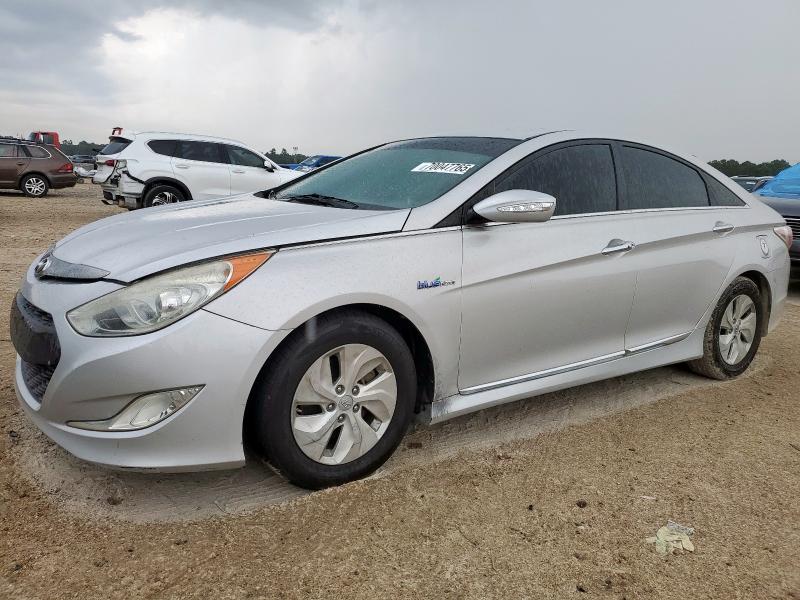 HYUNDAI SONATA HYB 2015 with VIN KMHEC4A4XFA134891 - Photo from auction