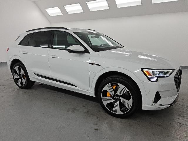 Фото 4 с аукциона – 2023 AUDI E-TRON PRE с VIN WA1LAAGE1PB017853