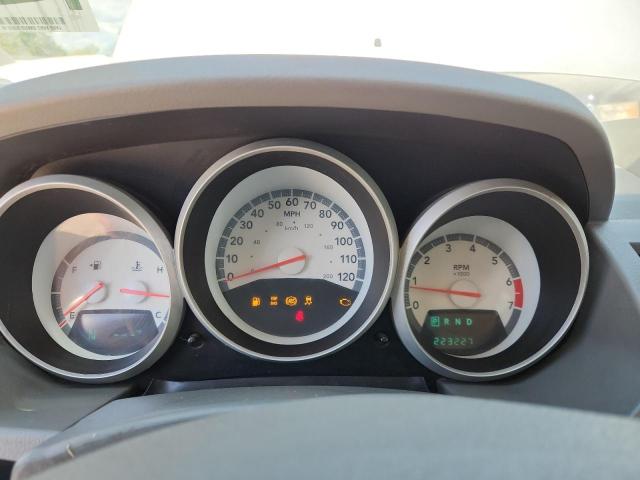 Photo 9 from auction – 2010 DODGE GRAND CARAVAN SE with VIN 2D4RN4DE5AR238670