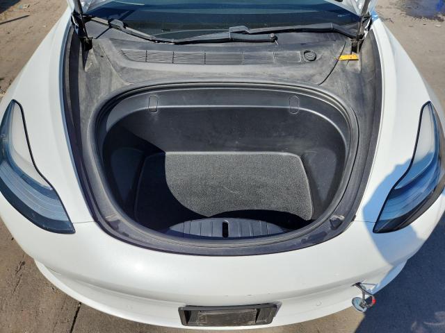 Photo 12 from auction – 2018 TESLA MODEL 3 with VIN 5YJ3E1EB2JF074943