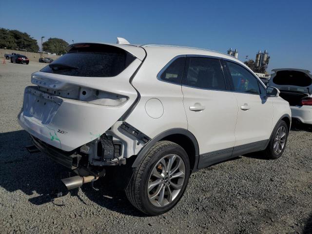 Photo 3 from auction – 2017 LINCOLN MKC SELECT with VIN 5LMCJ2C99HUL46125