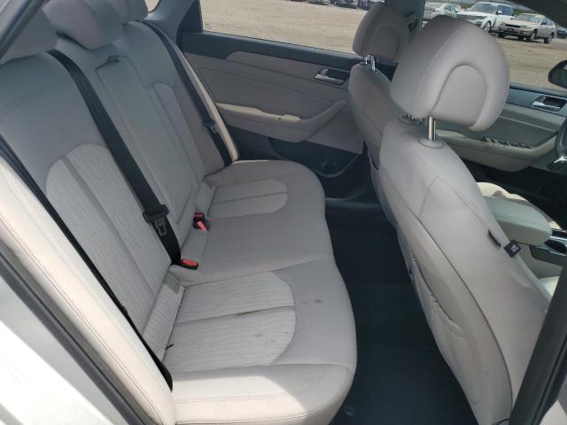 Photo 10 from auction – 2016 HYUNDAI SONATA HYB with VIN KMHE24L11GA025260
