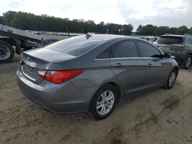 Photo 3 from auction – 2013 HYUNDAI SONATA GLS with VIN 5NPEB4AC5DH710648