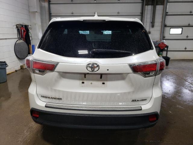 Photo 6 from auction – 2015 TOYOTA HIGHLANDER with VIN 5TDJKRFH1FS177064