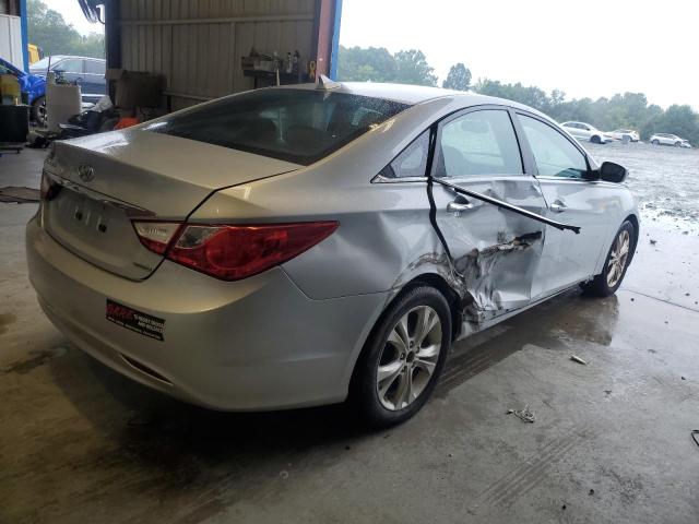 Photo 3 from auction – 2011 HYUNDAI SONATA SE with VIN 5NPEC4AC4BH223709