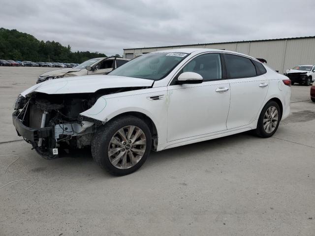 KIA OPTIMA LX 2018 with VIN 5XXGT4L34JG199900 - Photo from auction