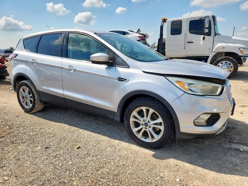 Photo 4 from auction – 2017 FORD ESCAPE SE with VIN 1FMCU0GD8HUC48989