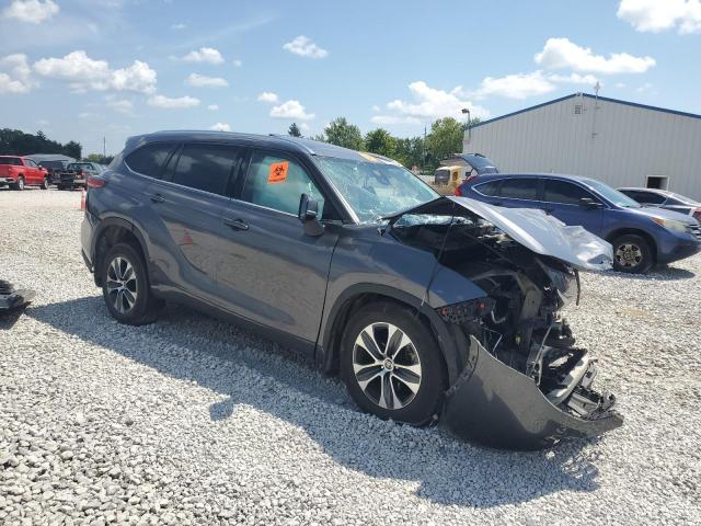 Photo 4 from auction – 2021 TOYOTA HIGHLANDER with VIN 5TDHZRBH5MS125790
