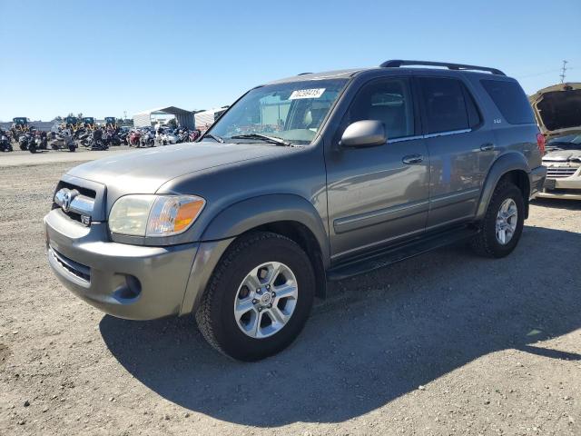TOYOTA SEQUOIA SR 2005 with VIN 5TDZT34A95S251784 - Photo from auction