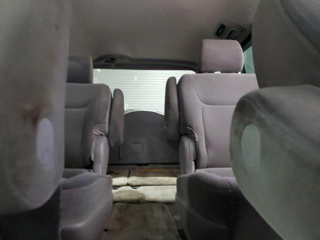 Photo 10 from auction – 2005 TOYOTA SIENNA CE with VIN 5TDZA23C85S373782