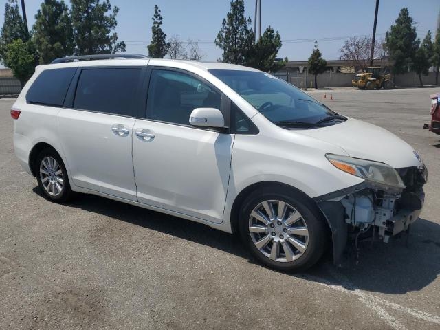 Photo 4 from auction – 2017 TOYOTA SIENNA XLE with VIN 5TDYZ3DC2HS809300